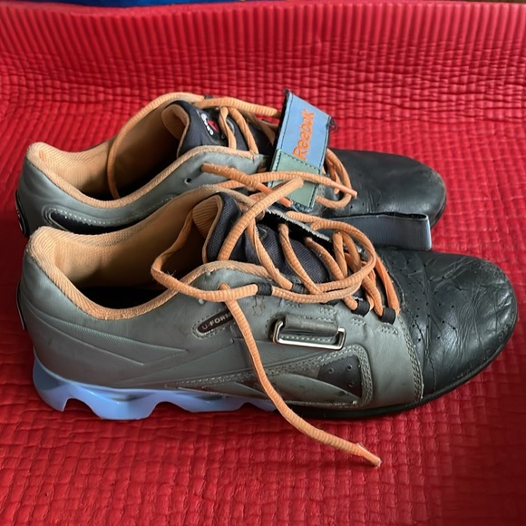 Reebok lifting shoes - Picture 2 of 4